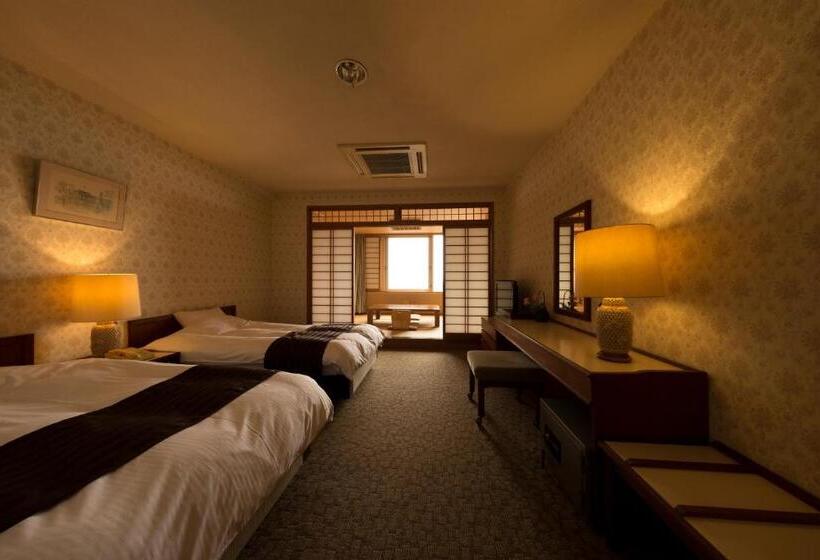 בית מלון כפרי Ryochiku Bettei