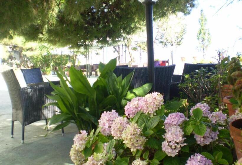 בית מלון כפרי Sa Lumenera