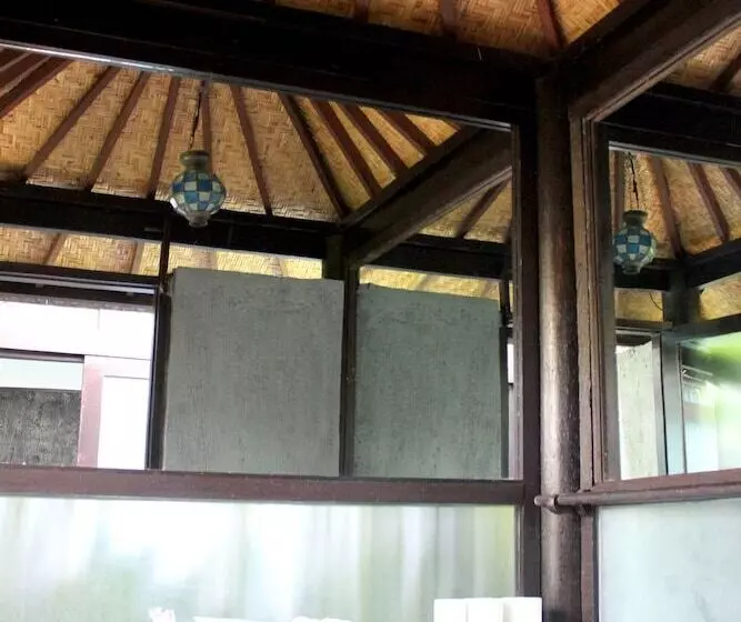 酒店 Seabreeze Hostel Bali