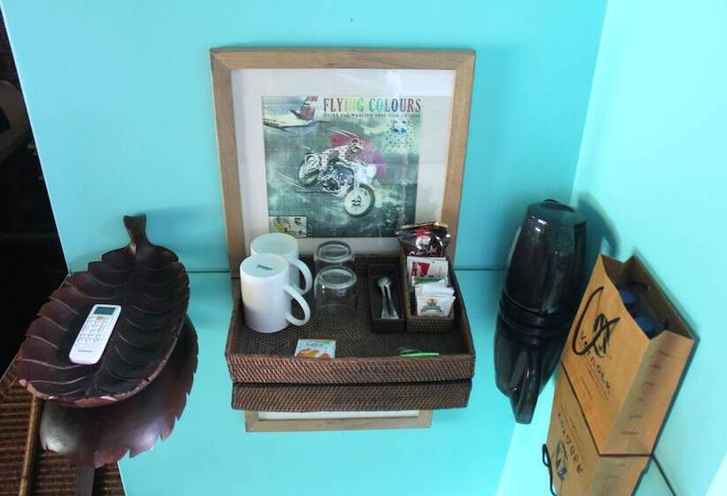 Otel Seabreeze Hostel Bali