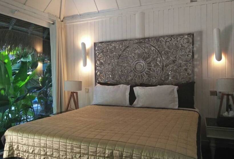 Otel Seabreeze Hostel Bali
