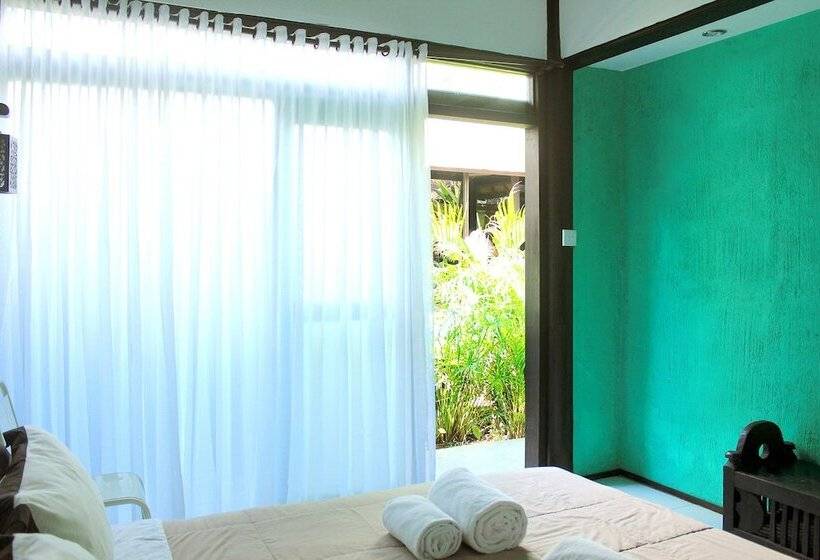 Otel Seabreeze Hostel Bali
