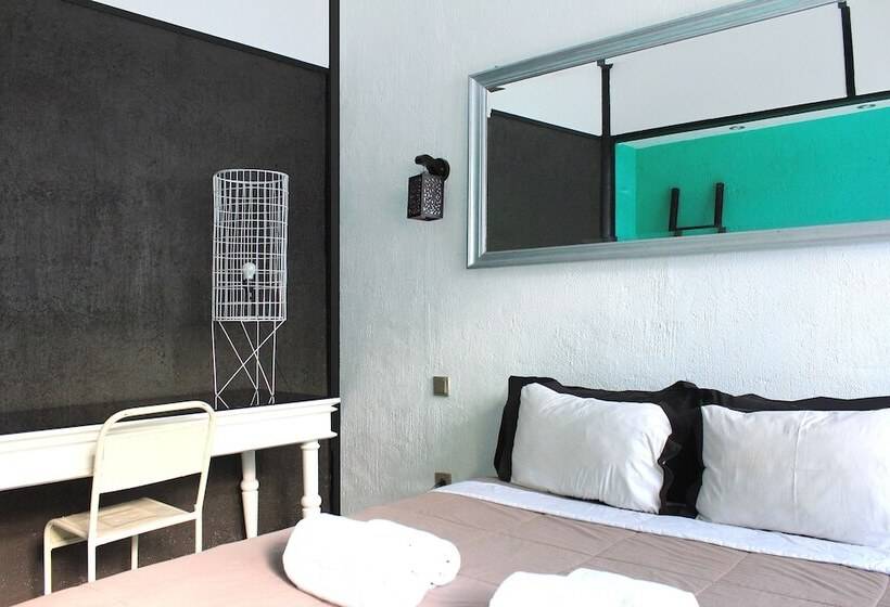 Otel Seabreeze Hostel Bali