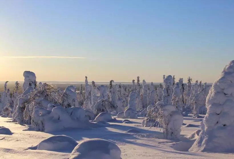 Отель Tankavaara Gold Village
