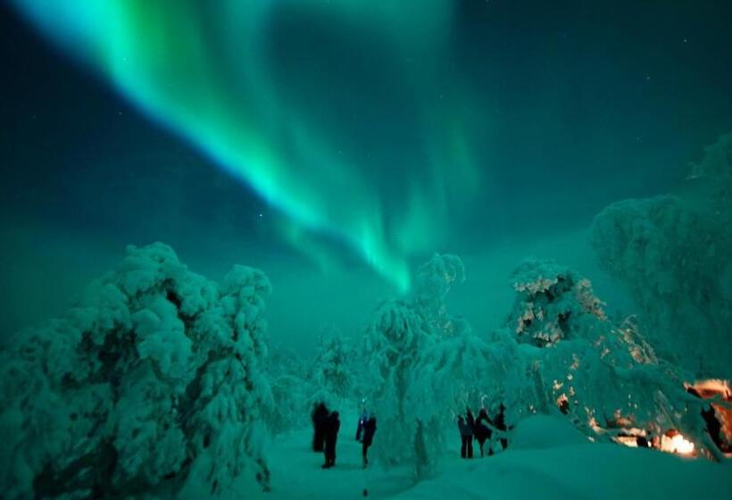 Отель Tankavaara Gold Village