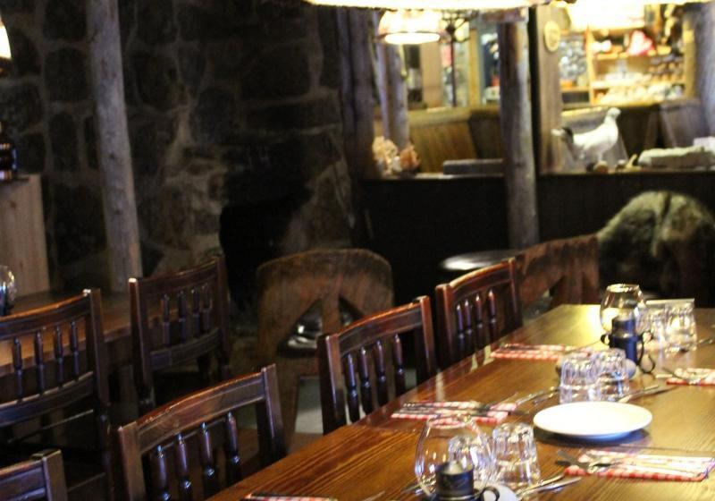 Отель Tankavaara Gold Village