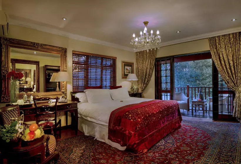 Отель The Oasis Boutique & Residency