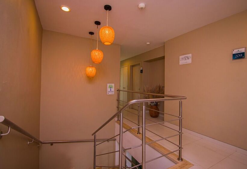 Varanasi Hotel Boutique Aeropuerto