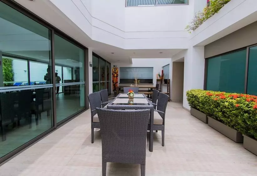 Varanasi Hotel Boutique Aeropuerto