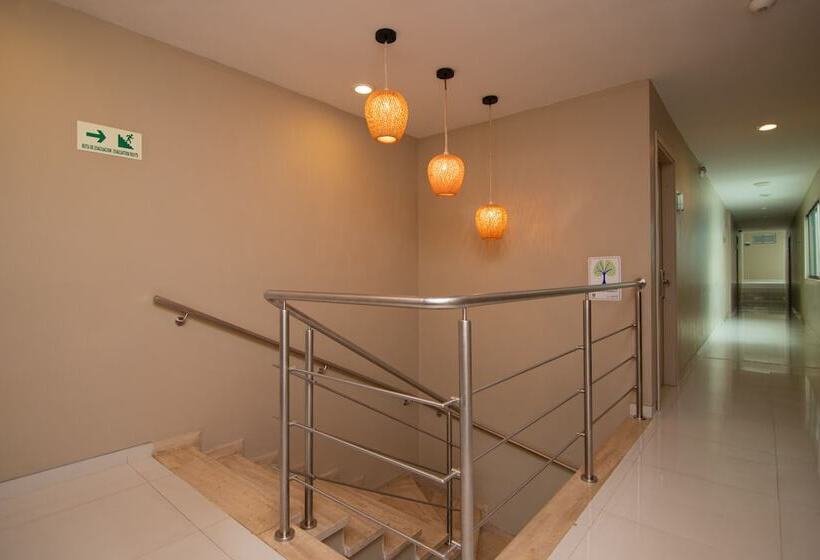 Varanasi Hotel Boutique Aeropuerto