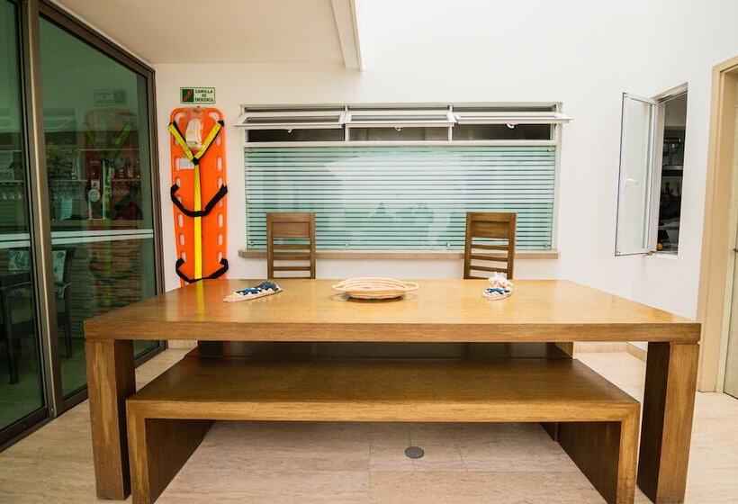 Varanasi Hotel Boutique Aeropuerto