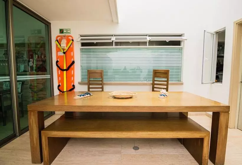 Varanasi Hotel Boutique Aeropuerto