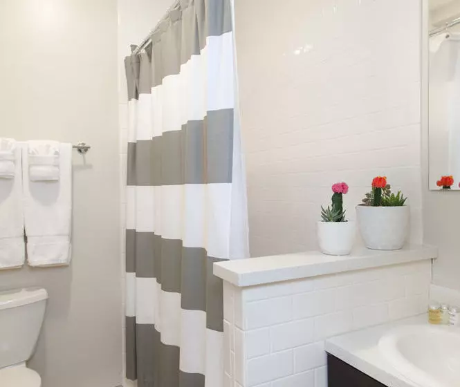 ホテル Found San Diego