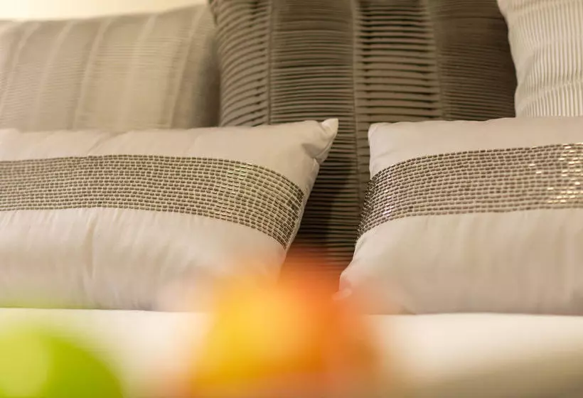 ホテル Found San Diego