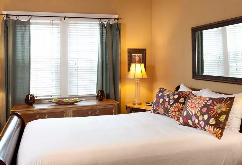 ホテル Found San Diego