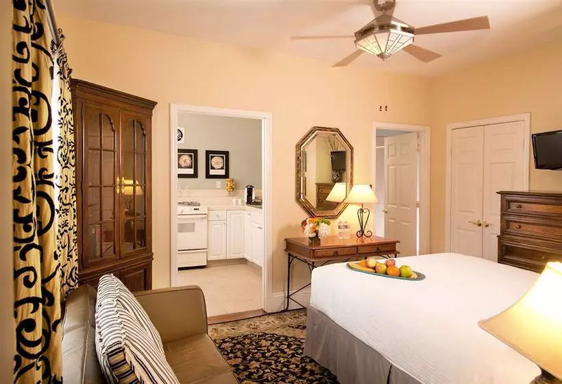 ホテル Found San Diego