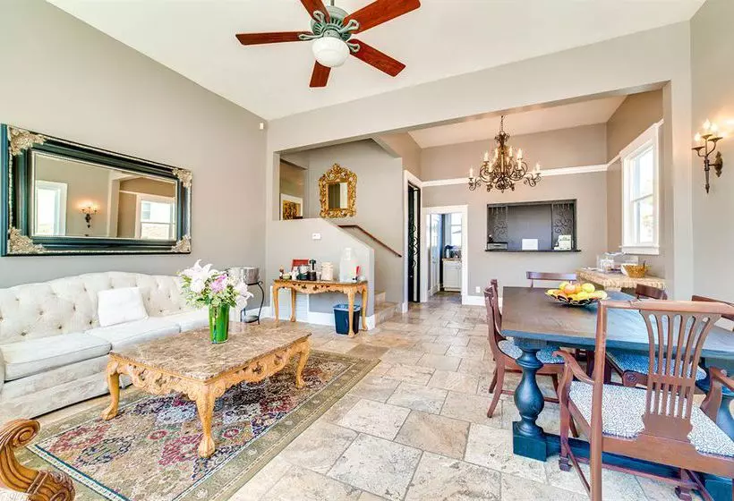 ホテル Found San Diego