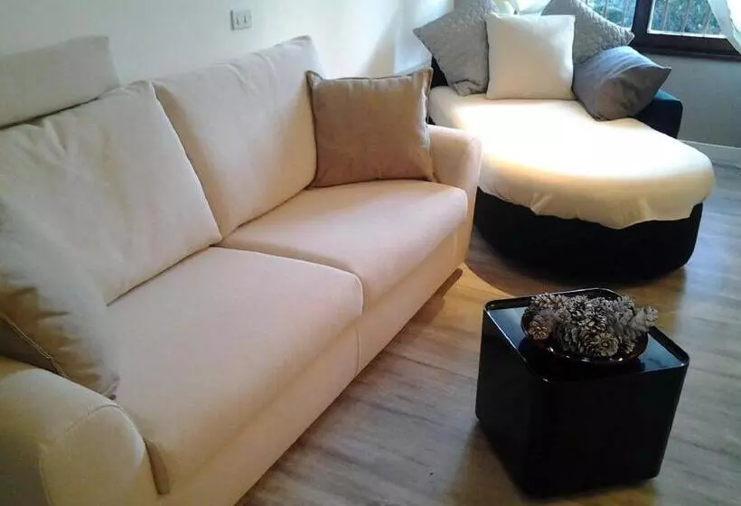 Le Terrazze Vista Lago Piscina Tennis Parking Wi Fi