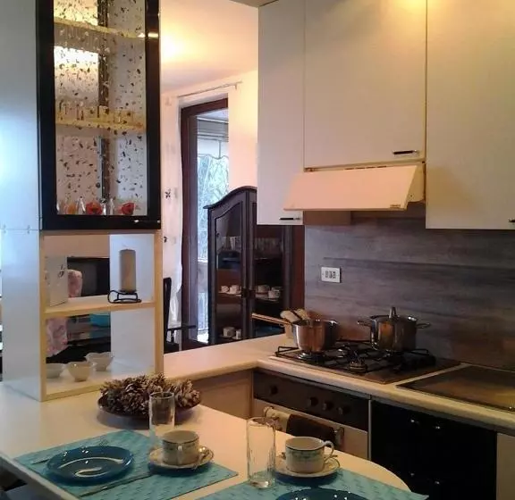 Le Terrazze Vista Lago Piscina Tennis Parking Wi Fi