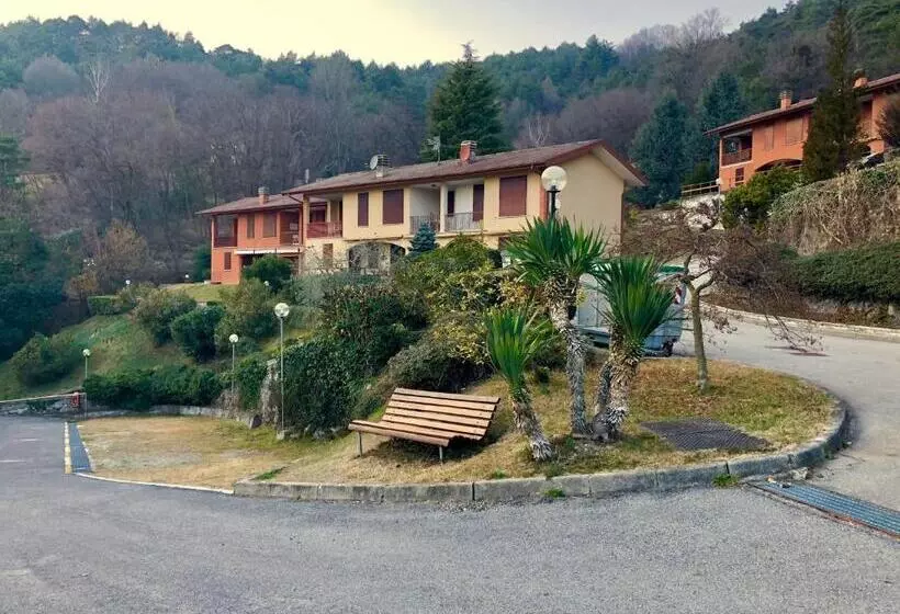 Le Terrazze Vista Lago Piscina Tennis Parking Wi Fi