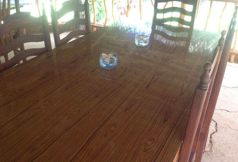 膳宿费 Home Feel Home Stay