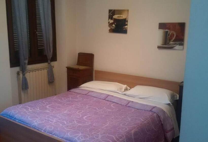 Пансион La Corte Del Poeta