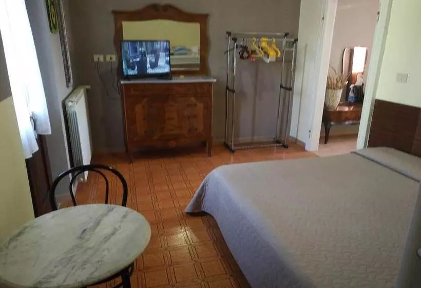 Пансион La Corte Del Poeta