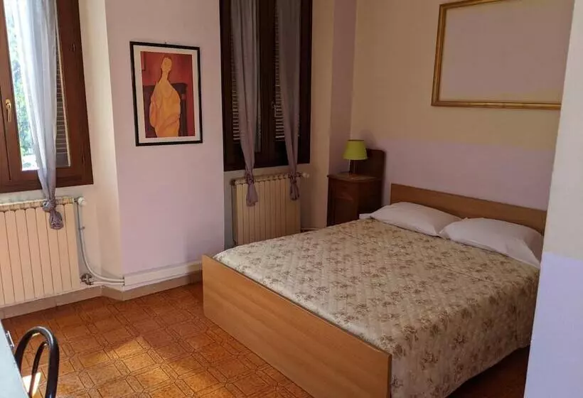 Пансион La Corte Del Poeta