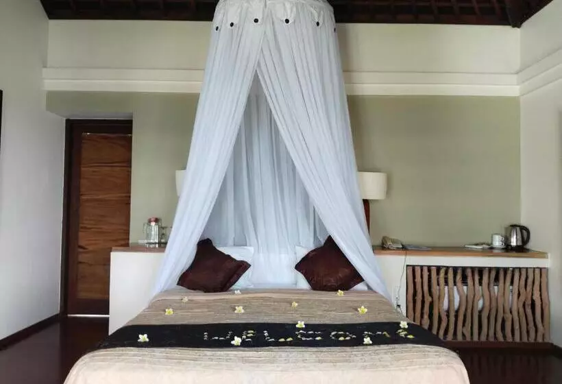 Pensione Villa Bukit Segara