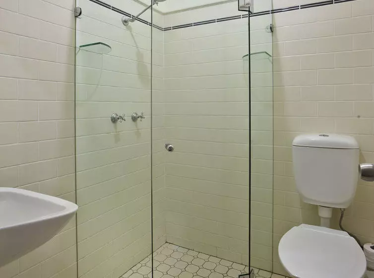 The George Sydney   Hostel