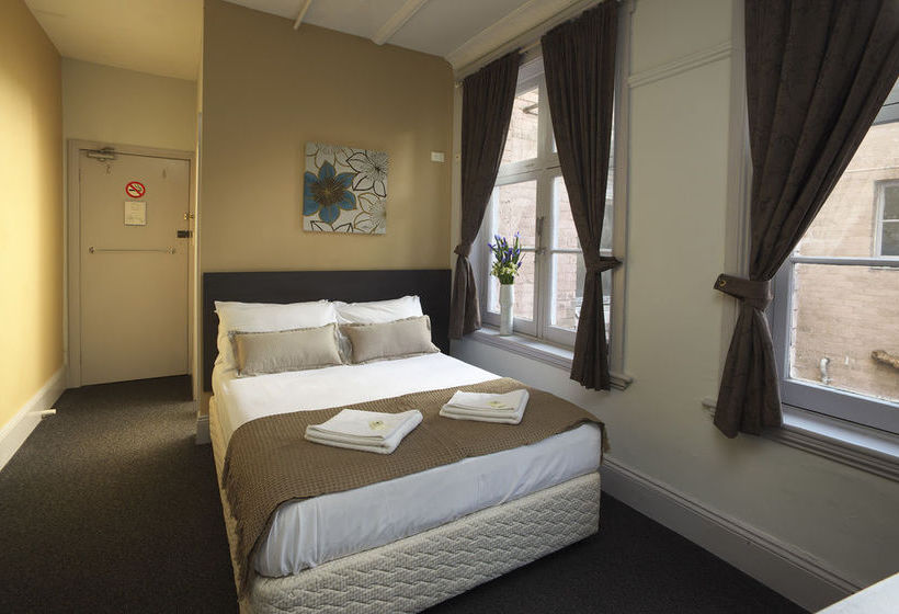 The George Sydney   Hostel