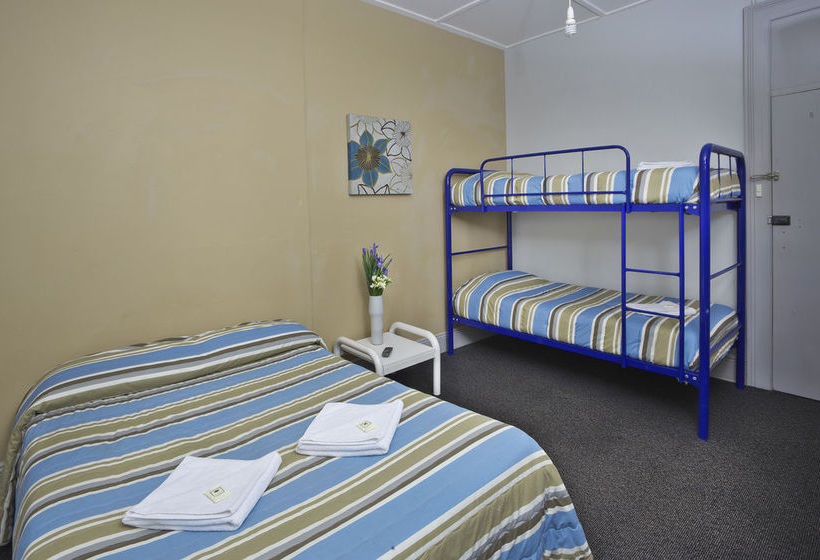 The George Sydney   Hostel