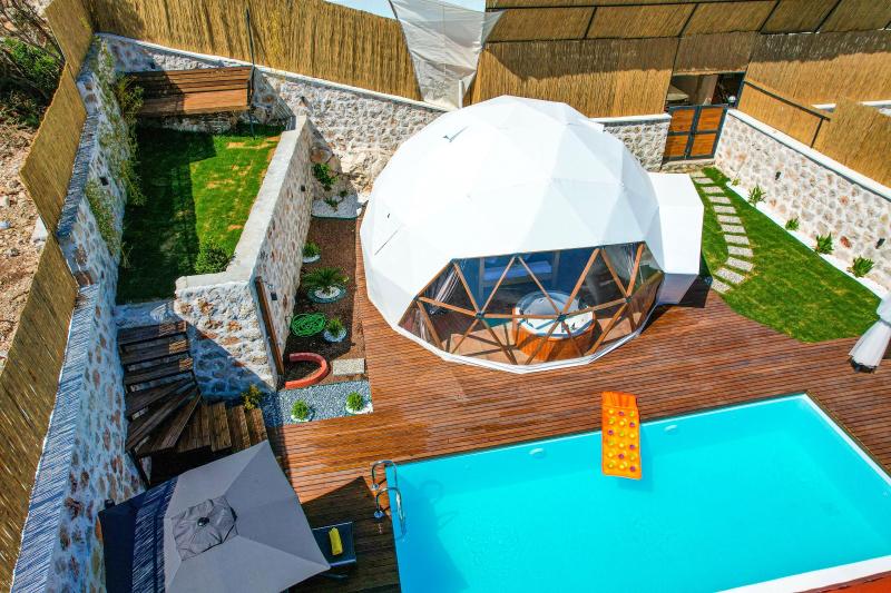 هتل Kalkan Dome Suits & Deluxe