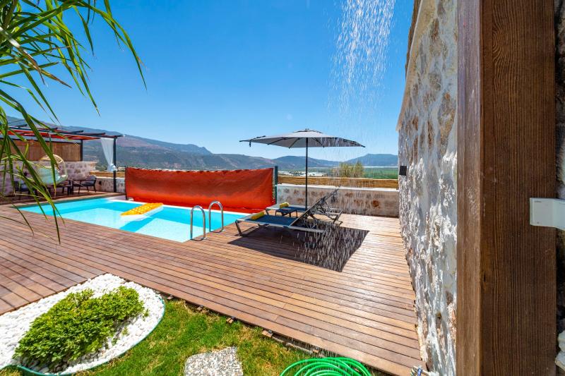 هتل Kalkan Dome Suits & Deluxe