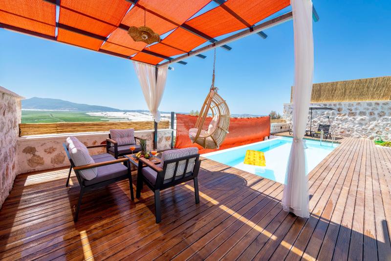 هتل Kalkan Dome Suits & Deluxe