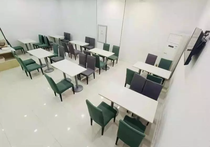 Hanting Hotel Qingdao Jimo Baolong Plaza