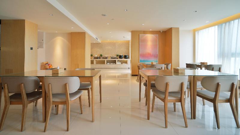 Otel Ji Baoji Hightech Zone