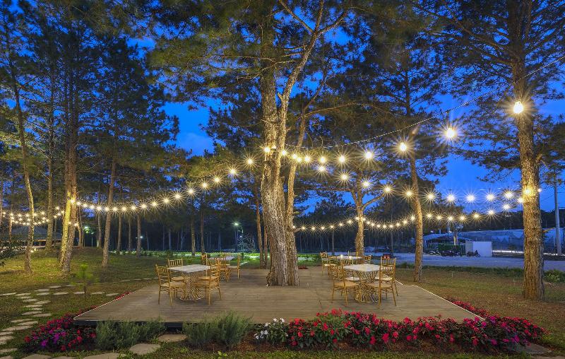 هتل Kim Resort   Khu Nghĩ Dưỡng Rừng Lá Kim