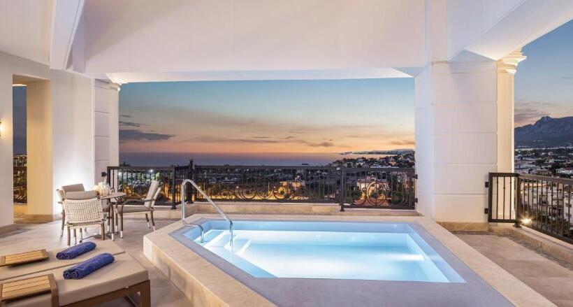 Merit Royal Diamond Hotel & Spa