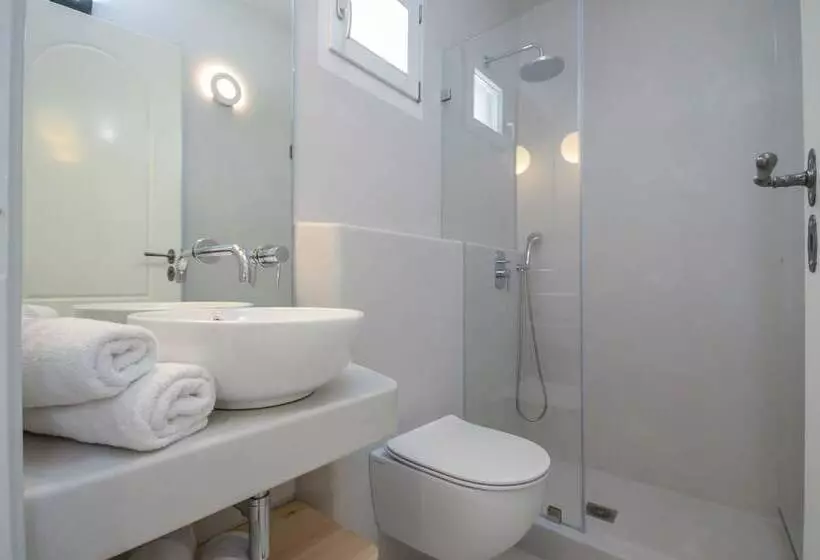 Antony Suites   Adults Only