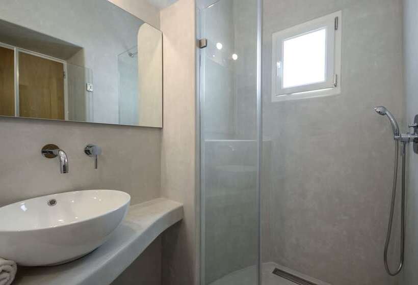 Antony Suites Adults Only