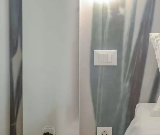 Antony Suites   Adults Only