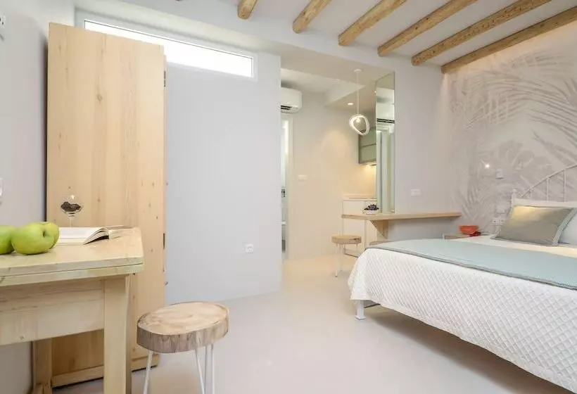 Antony Suites   Adults Only