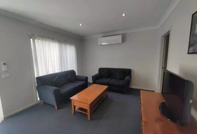 Belvoir Village Motel & Apartments Wodonga