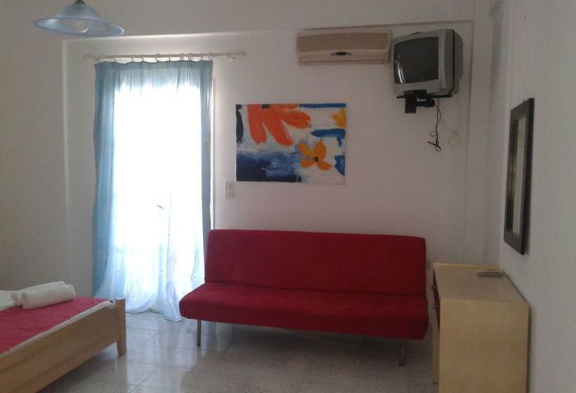 Blue Island Studios & Apartments