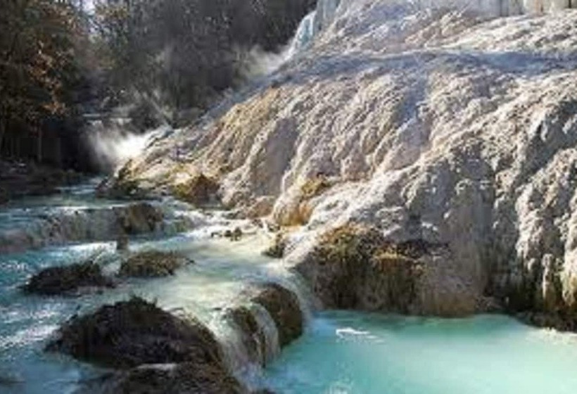 ホテル Agriturismo Podere San Giorgio