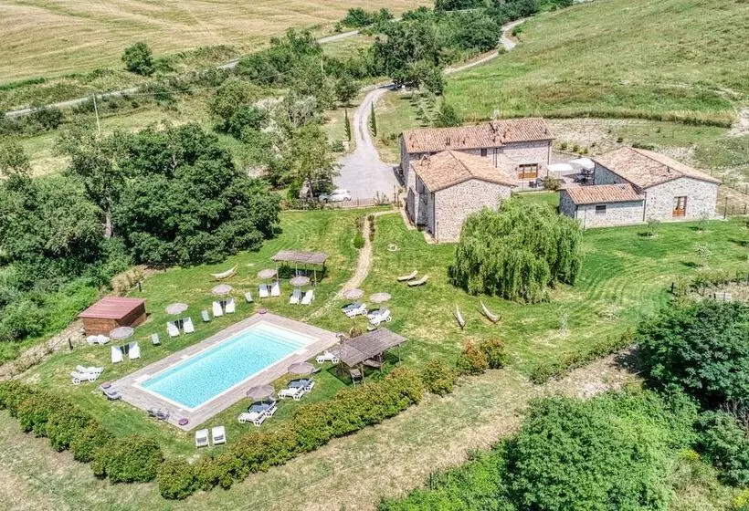 فندق Agriturismo Podere San Giorgio