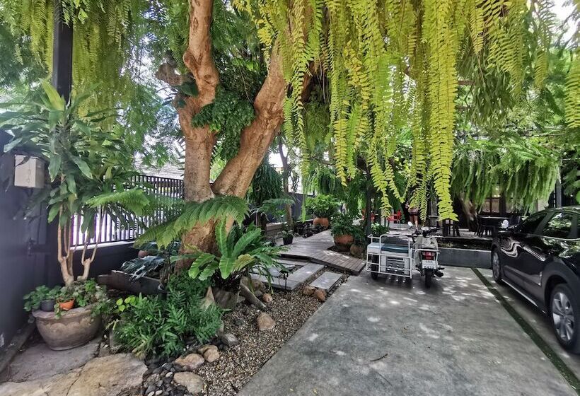 בית מלון כפרי Amara Resort Hua Hin