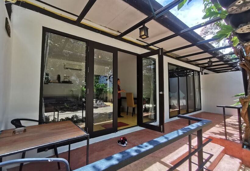 בית מלון כפרי Amara Resort Hua Hin