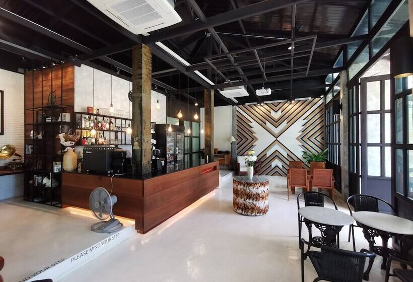 בית מלון כפרי Amara Resort Hua Hin